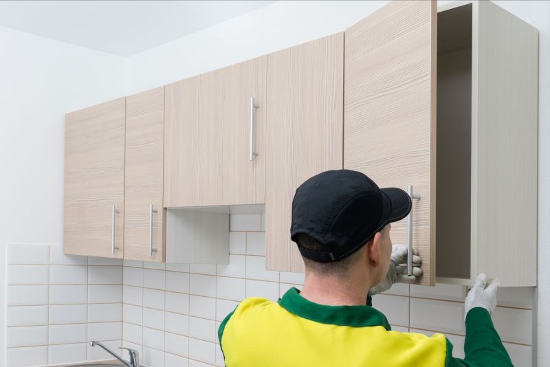 Maple Kitchen Cabinets Installation